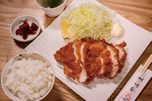 鶏もも一枚揚げ定食